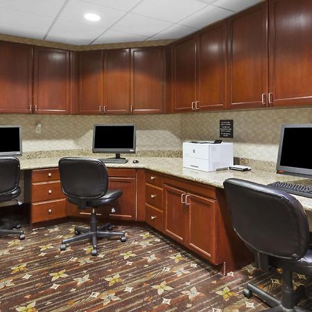 Hampton Inn Detroit/Саутгейт Экстерьер фото